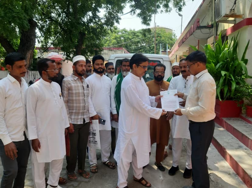 AIMIM ने राष्ट्रपति के नाम ज्ञापन सौंपा, मुस्लिम समाज पर हो रहे अत्याचारों को लेकर जताई चिंता